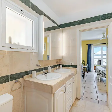 Apartamento Benimar 28 *