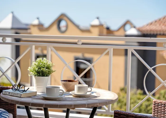 Benimar 28 Διαμέρισμα *